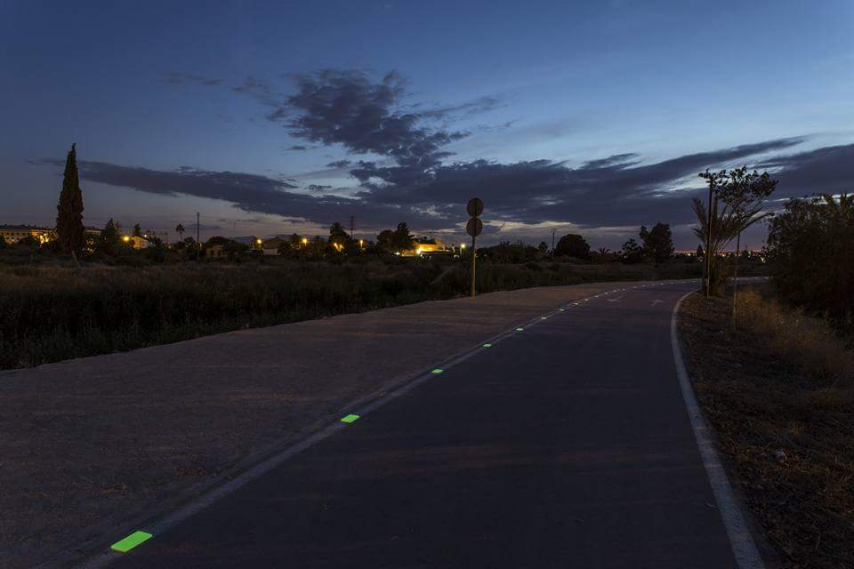 Instalación de placas luminiscentes Nigthway en Murcia